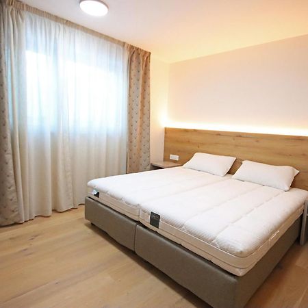Appartement Aurturist Dobbiaco Roulette Extérieur photo